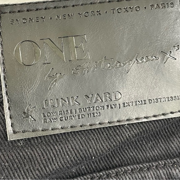 ONE X ONE TEASPOON JUNKYARD LOW RISE BLACK DENIM MINI SKIRT SIZE 27 - Picture 6 of 11